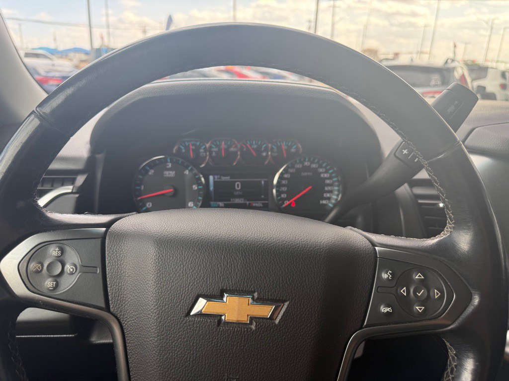 2020 Chevrolet Suburban Image 15