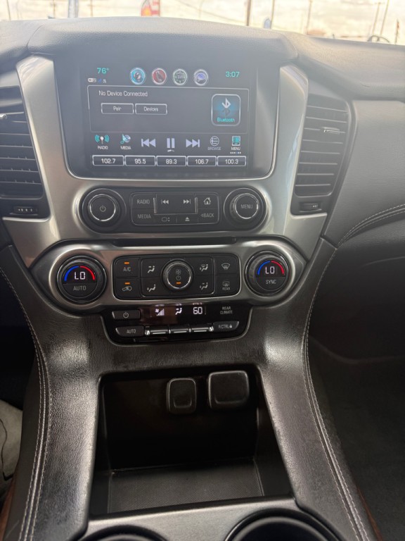 2020 Chevrolet Suburban Image 16
