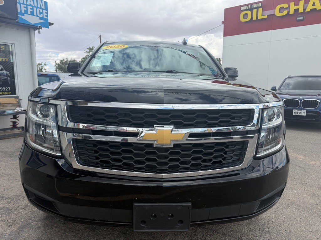 2020 Chevrolet Suburban Image 2