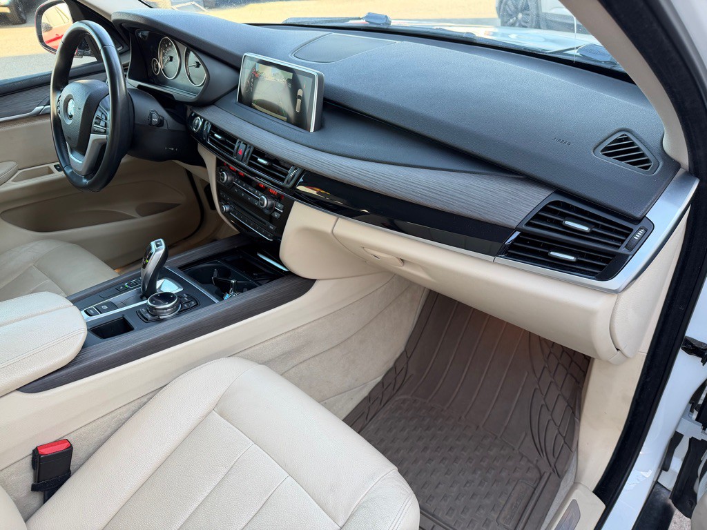 2014 BMW X5 Image 15