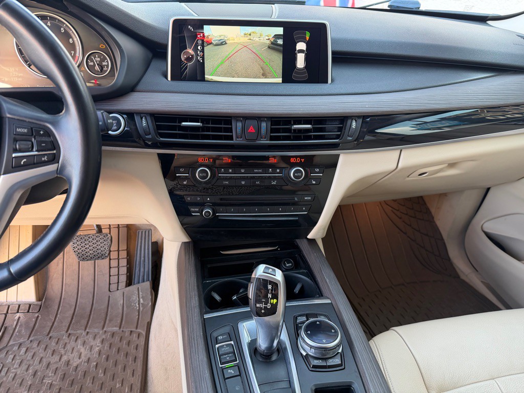 2014 BMW X5 Image 18