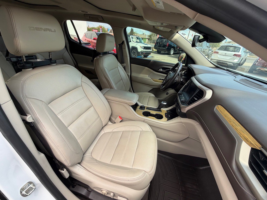 2017 GMC Acadia Image 21