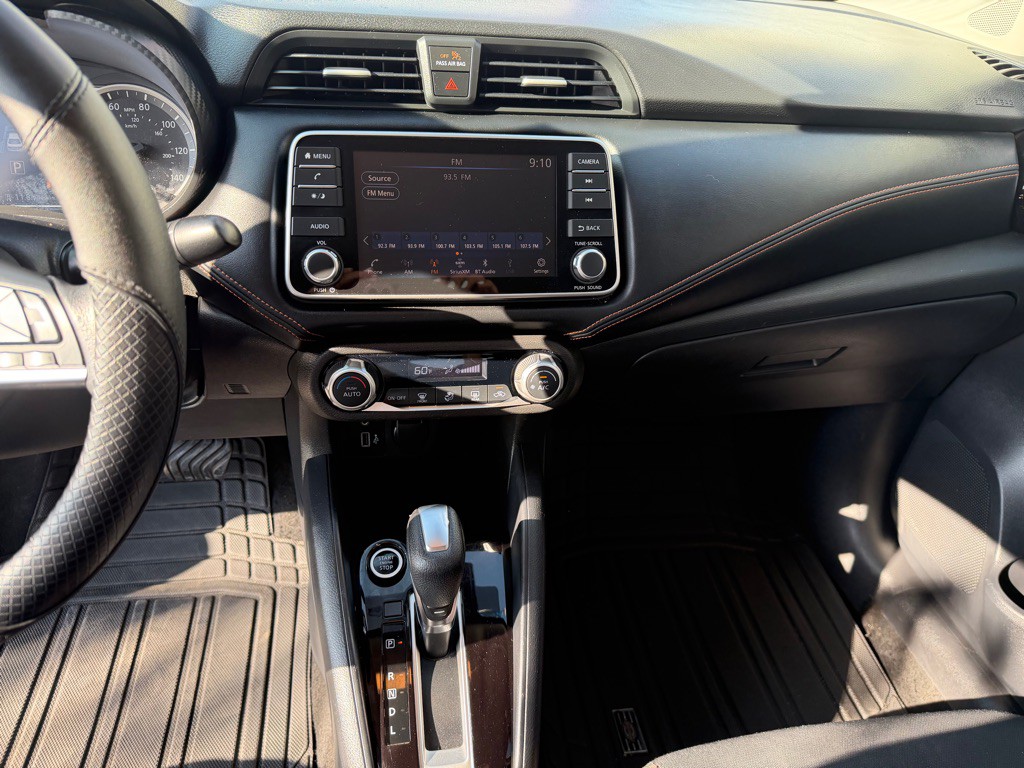 2020 Nissan Versa Image 20