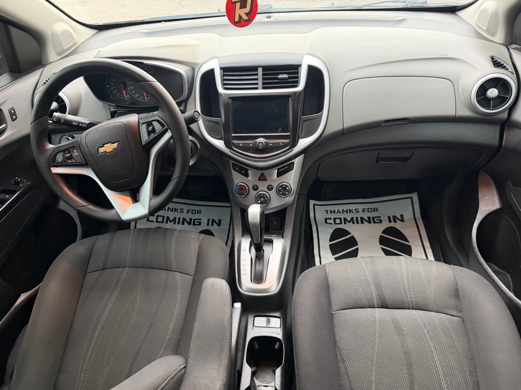 2019 Chevrolet Sonic Image 16