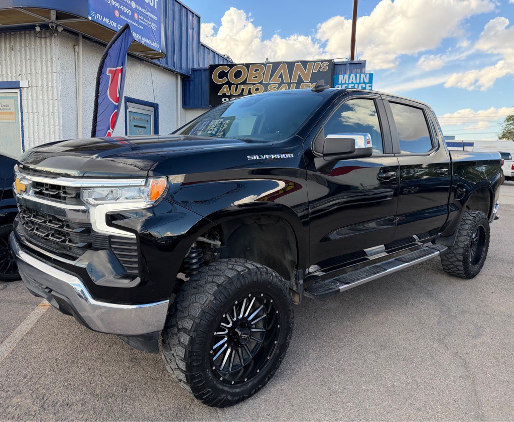 2023 Chevrolet Silverado 1500 Image 1