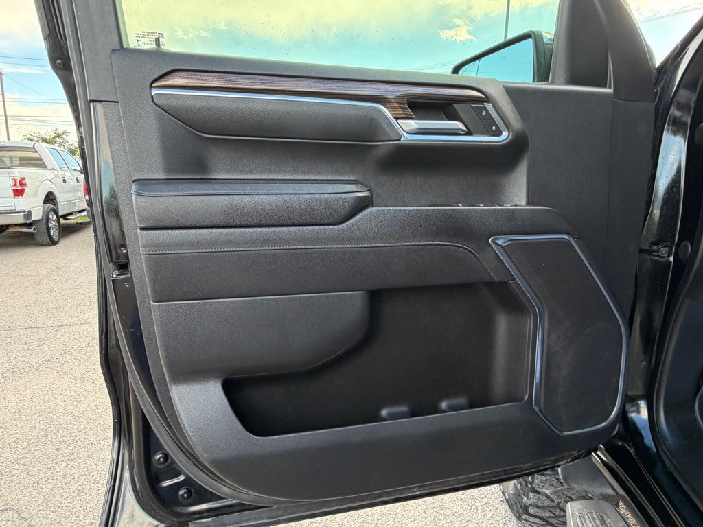 2023 Chevrolet Silverado 1500 Image 7