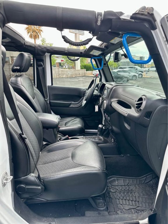 2016 Jeep Wrangler Unlimited Image 15