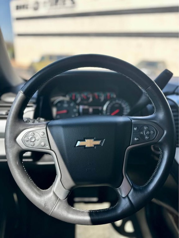 2015 Chevrolet Tahoe Image 11