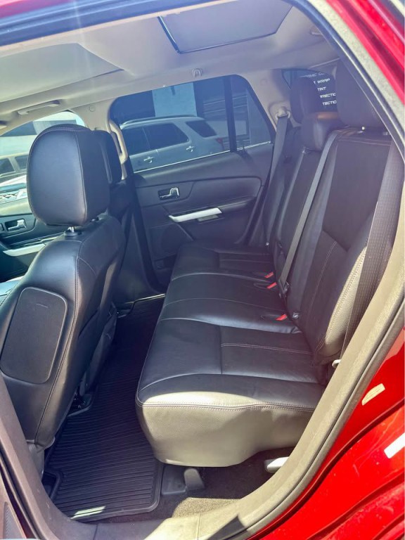 2014 Ford Edge Image 17