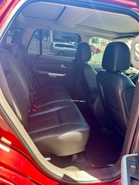 2014 Ford Edge Image 19