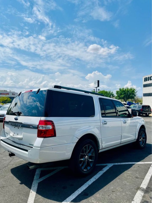 2017 Ford Expedition Image 5