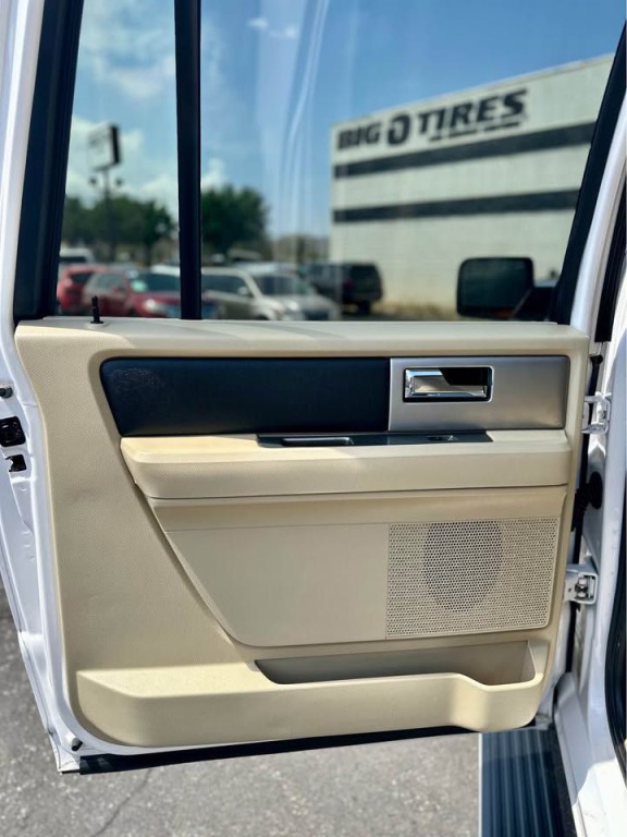 2017 Ford Expedition Image 16