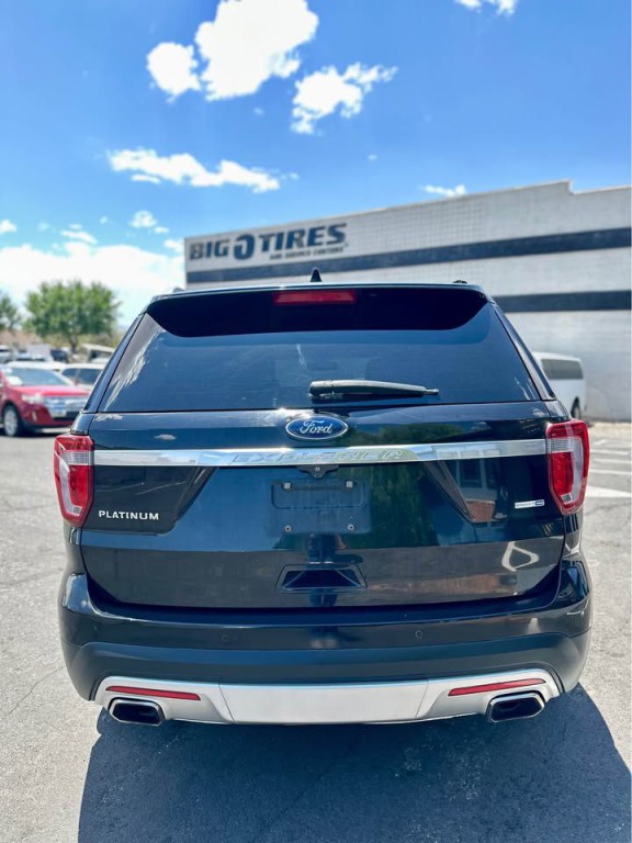 2016 Ford Explorer Image 3