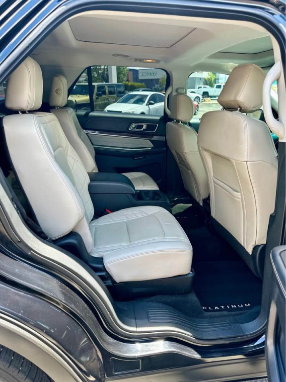 2016 Ford Explorer Image 20