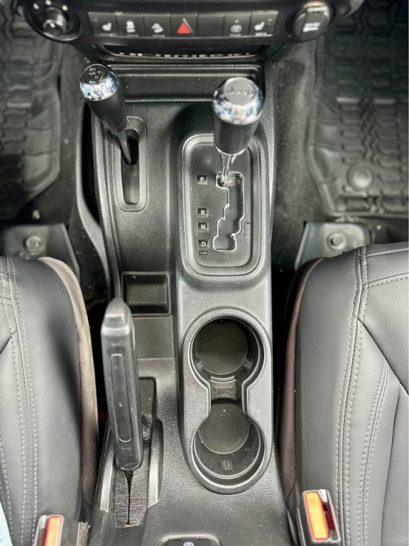 2015 Jeep Wrangler Unlimited Image 14