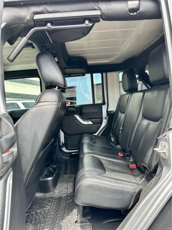 2015 Jeep Wrangler Unlimited Image 15