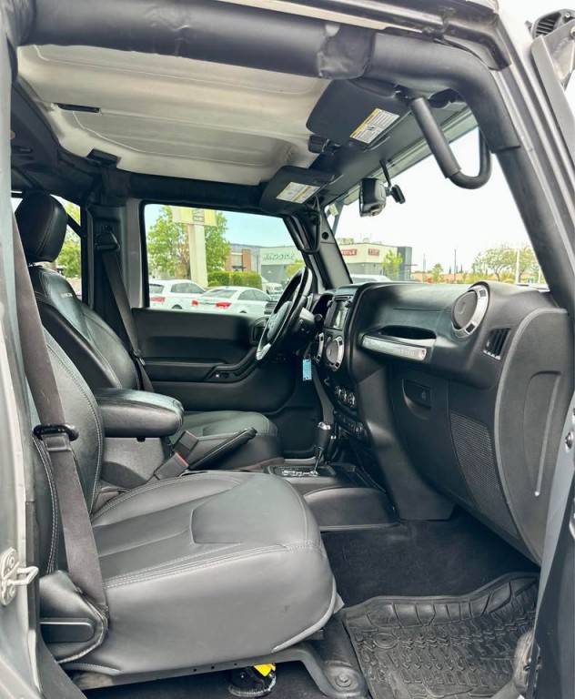2015 Jeep Wrangler Unlimited Image 19