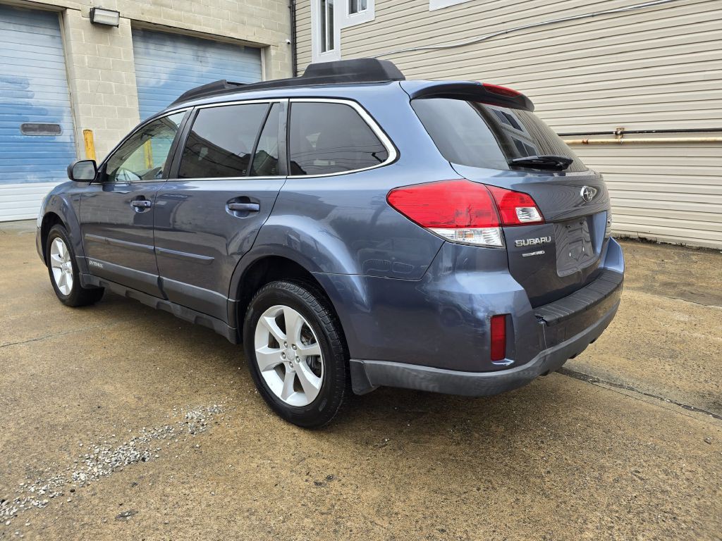 2013 Subaru Outback Image 4