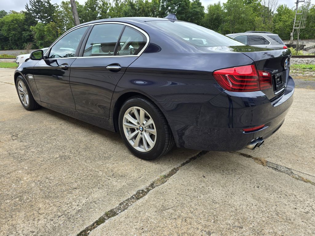 2014 BMW 5 Series Image 3