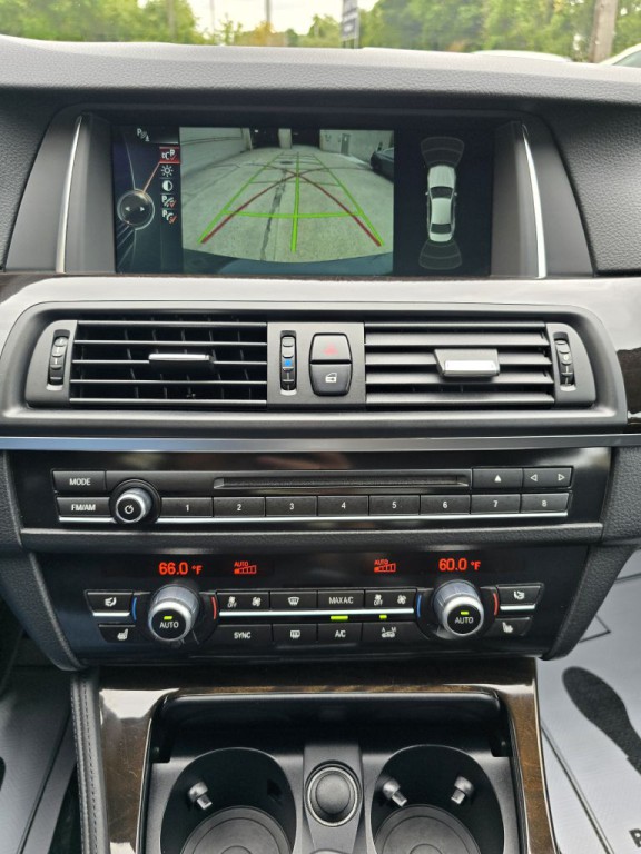 2014 BMW 5 Series Image 16