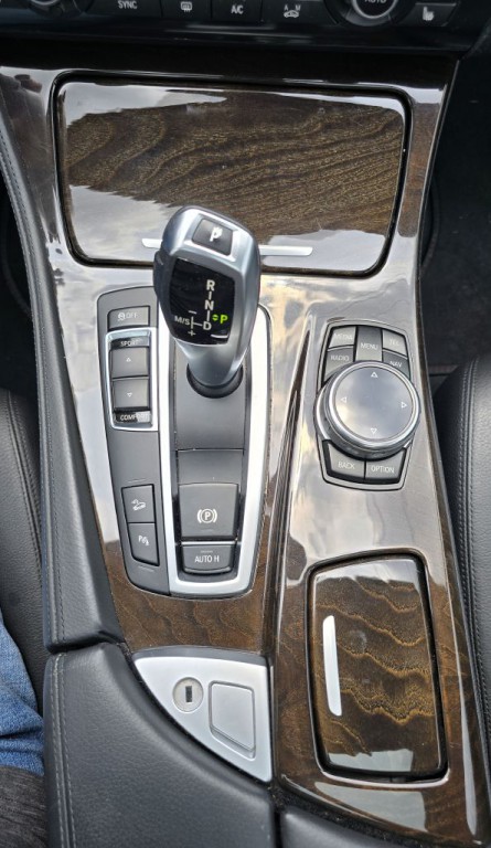2014 BMW 5 Series Image 20