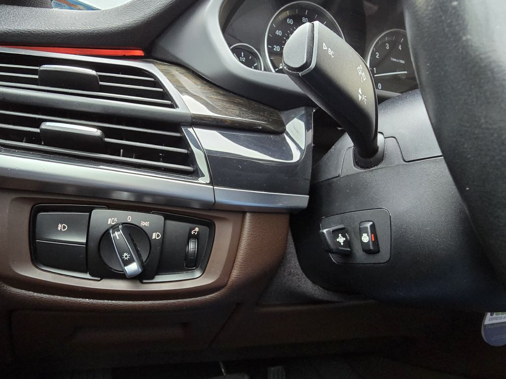 2017 BMW X5 Image 8