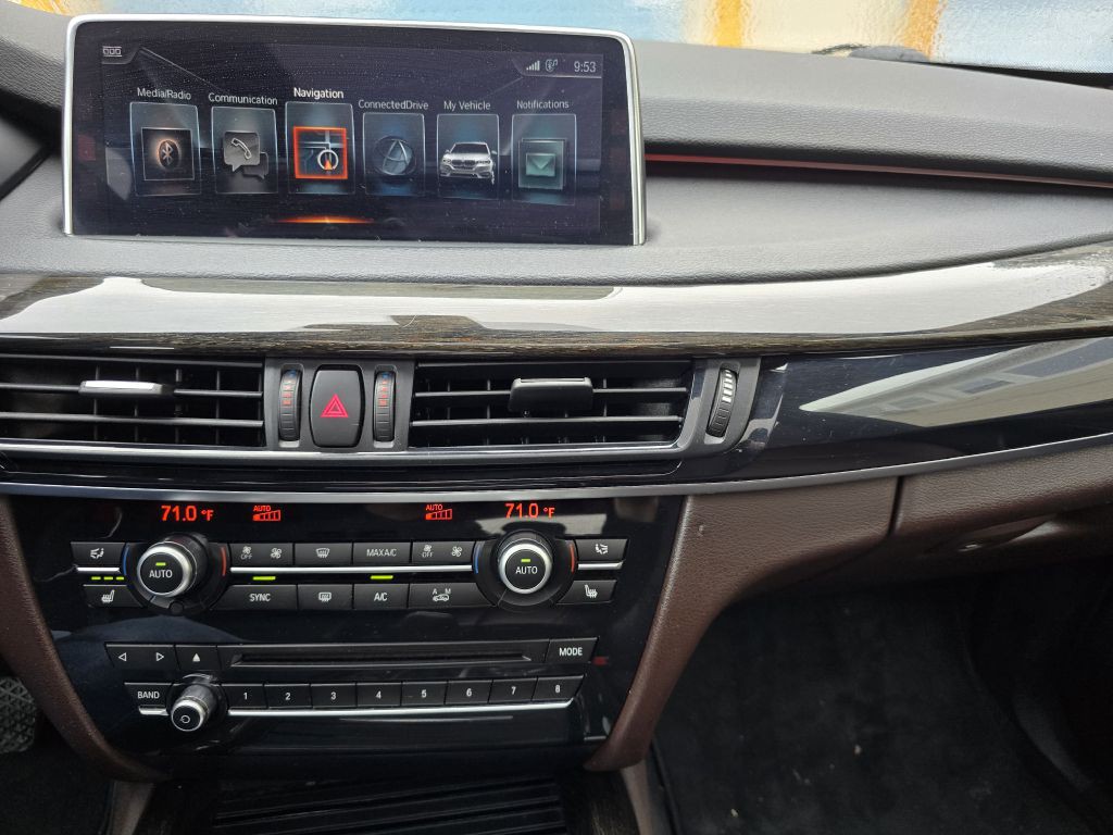 2017 BMW X5 Image 9