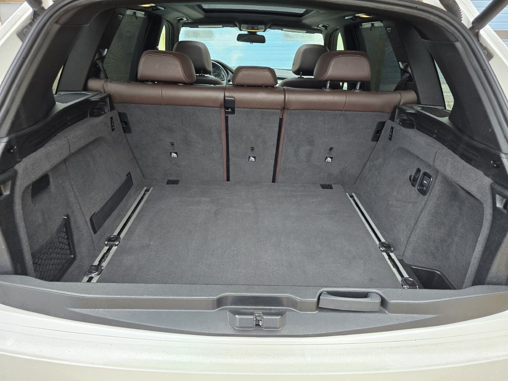 2017 BMW X5 Image 18