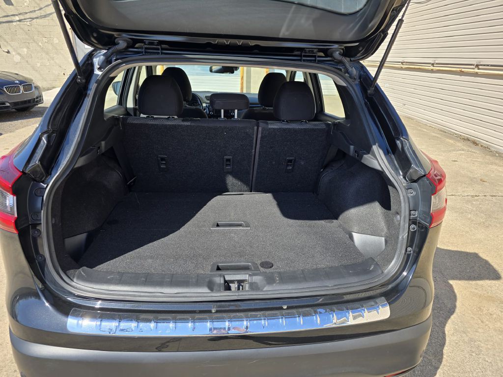 2020 Nissan Rogue Image 13
