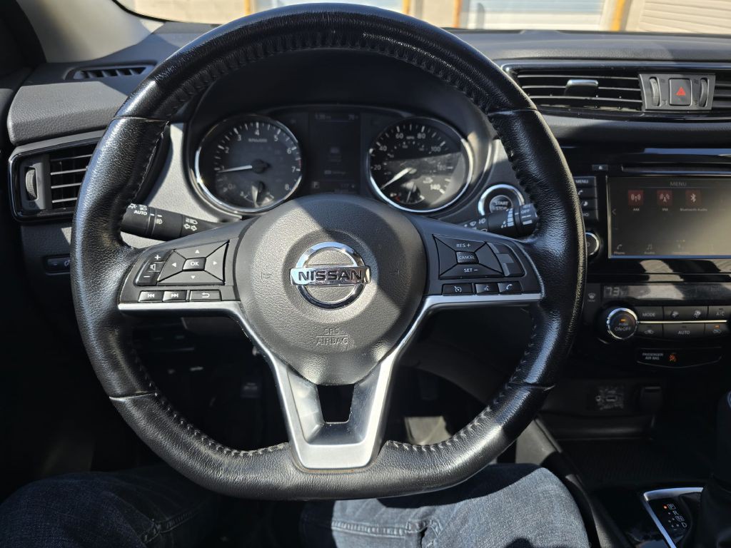 2020 Nissan Rogue Image 14