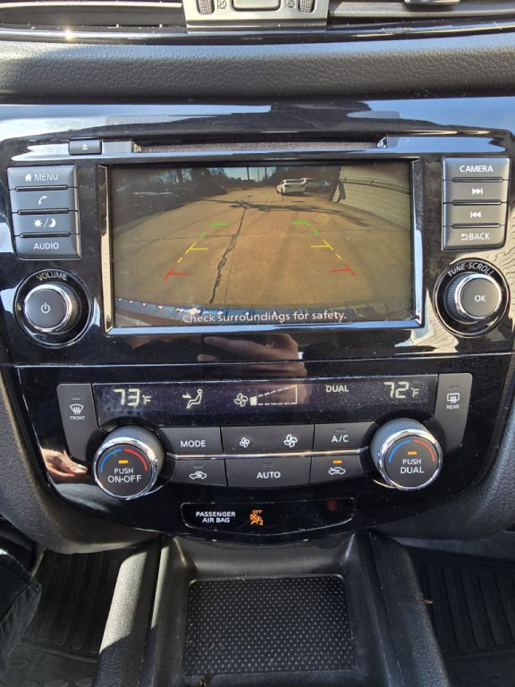2020 Nissan Rogue Image 16