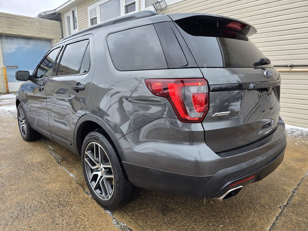 2017 Ford Explorer Image 4