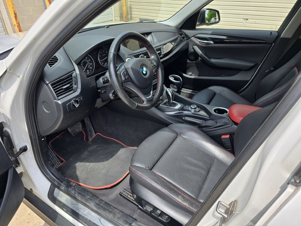 2014 BMW X1 Image 12