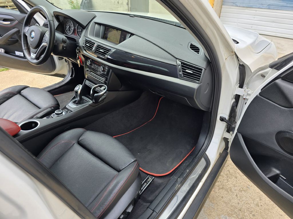 2014 BMW X1 Image 16