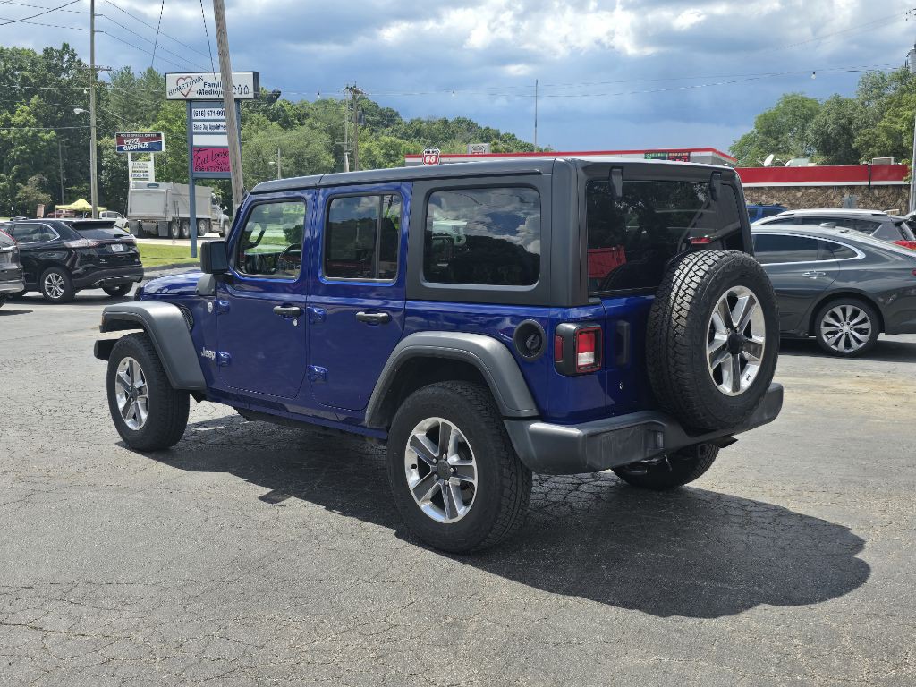 2018 Jeep Wrangler Unlimited Image 2