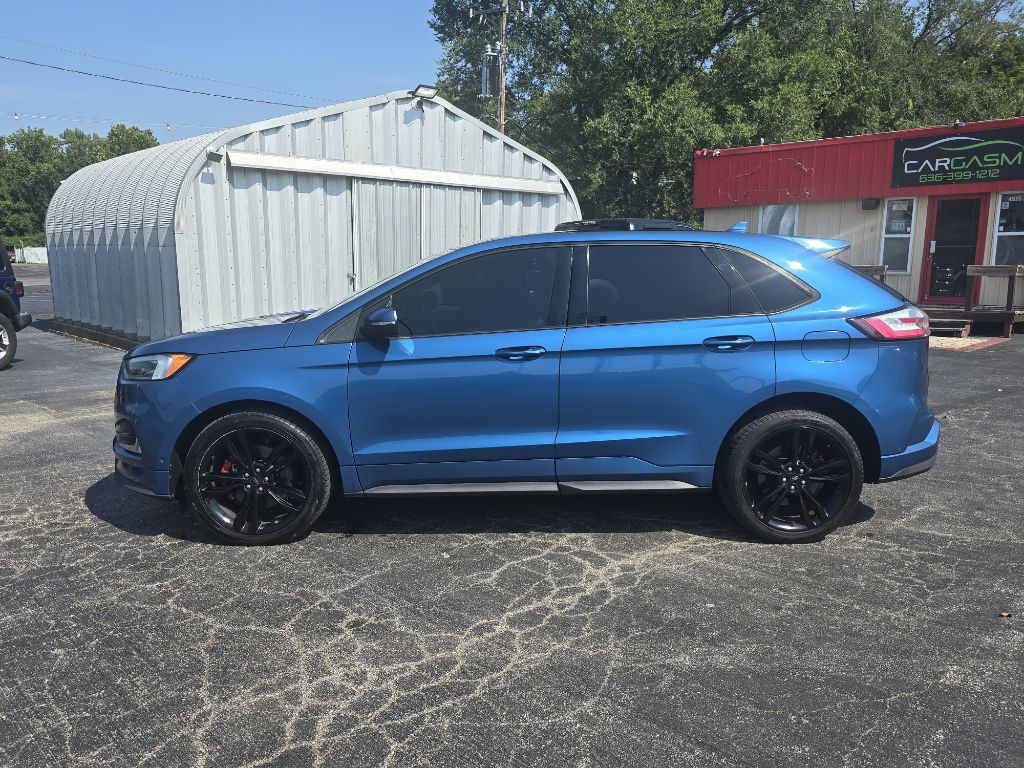 2019 Ford Edge Image 2