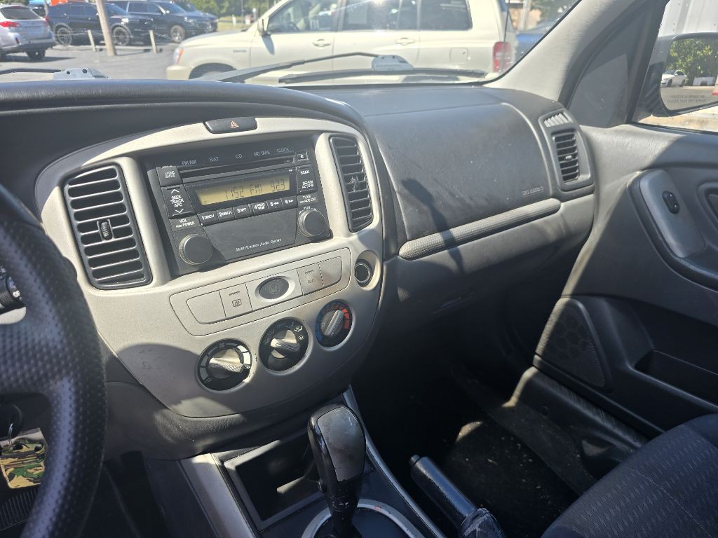 2006 Mazda Tribute Image 14