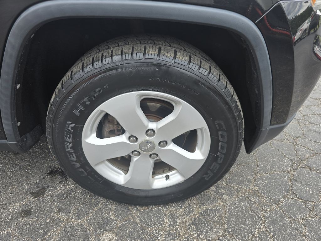 2012 Jeep Grand Cherokee Image 11