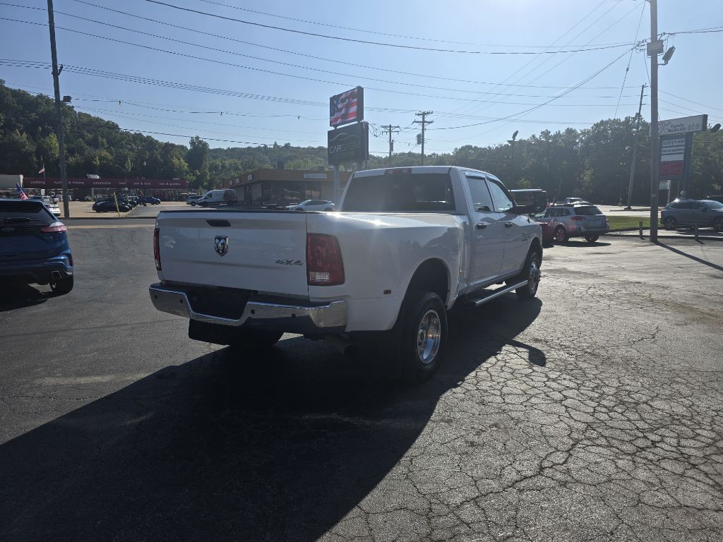 2016 RAM 3500 Image 5
