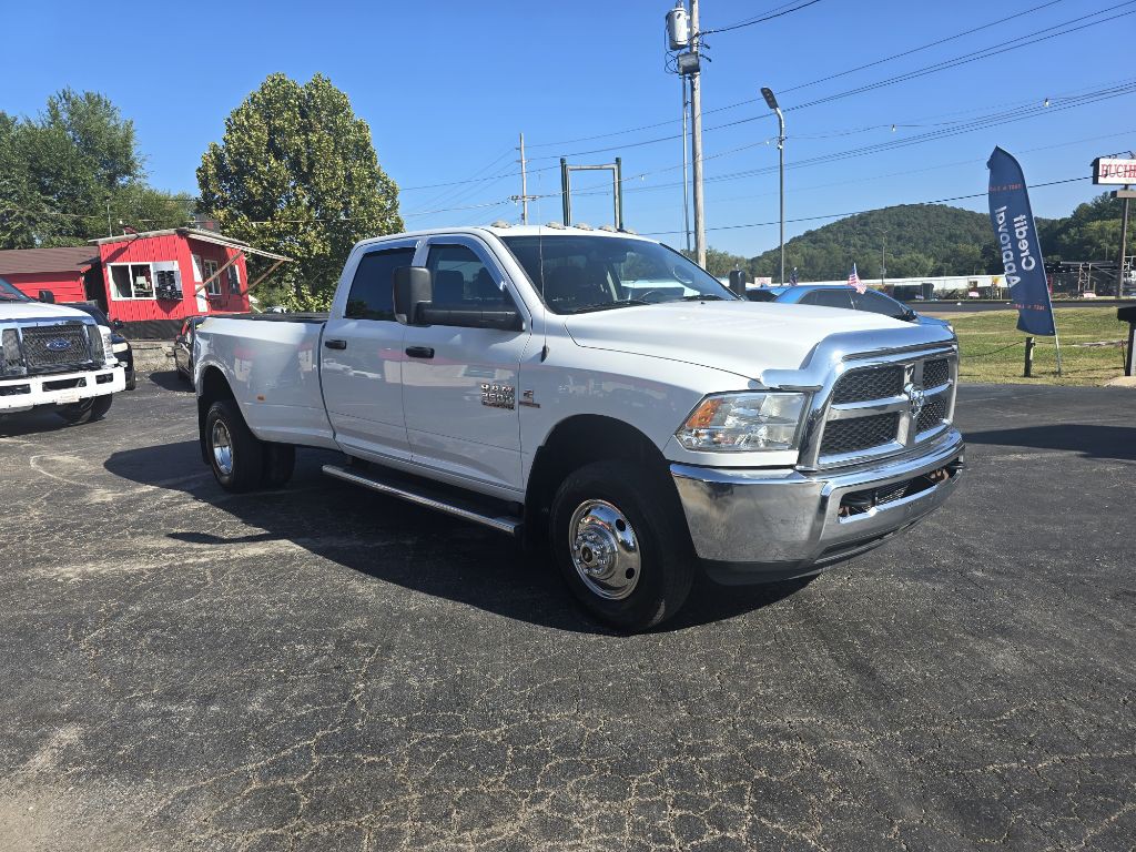 2016 RAM 3500 Image 7
