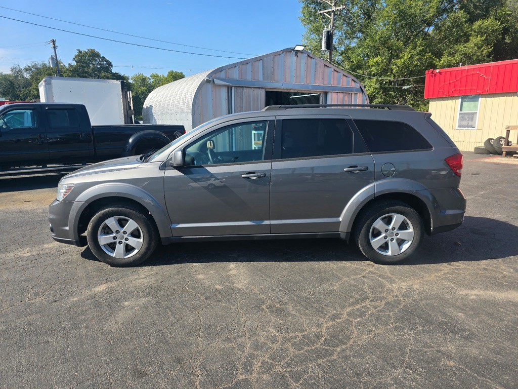 2012 Dodge Journey Image 2
