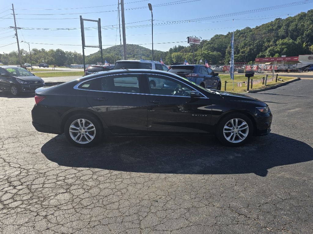 2017 Chevrolet Malibu Image 6