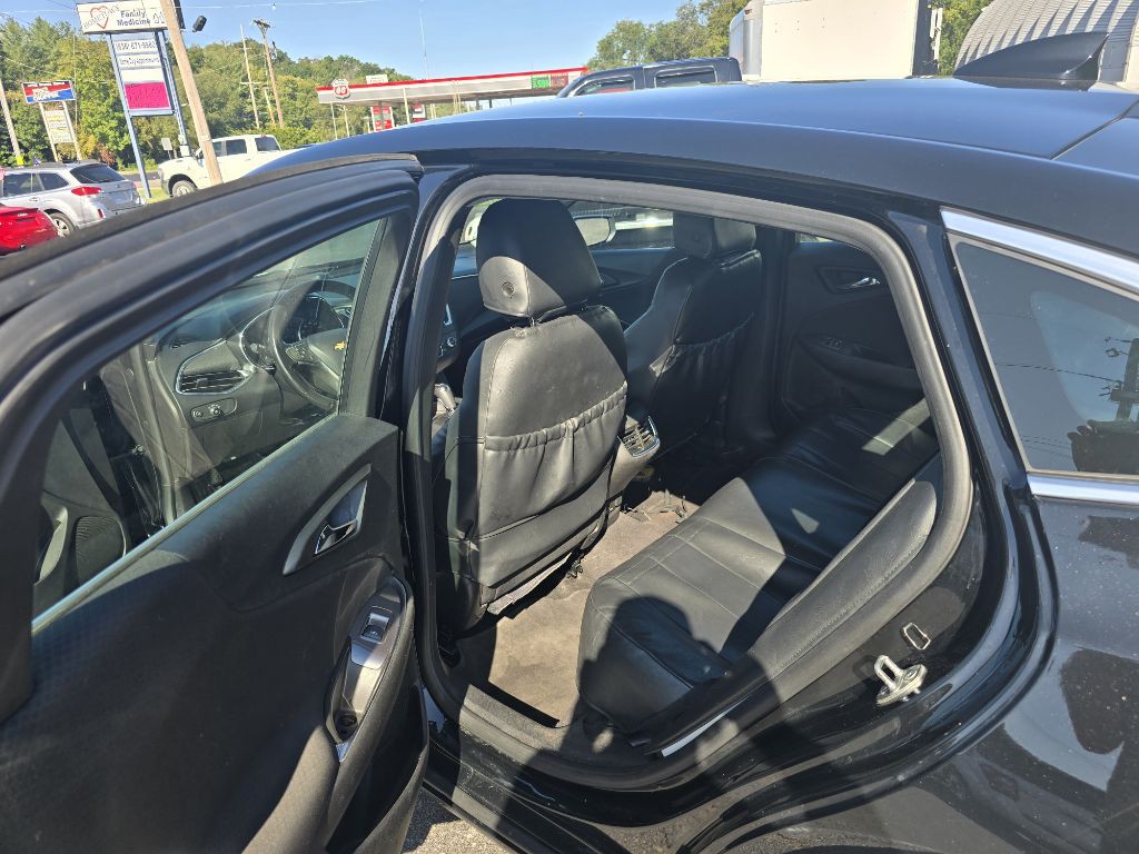 2017 Chevrolet Malibu Image 10
