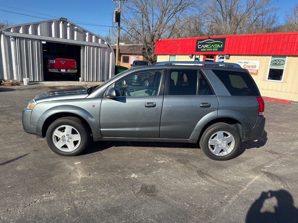 2006 Saturn Vue Image 2