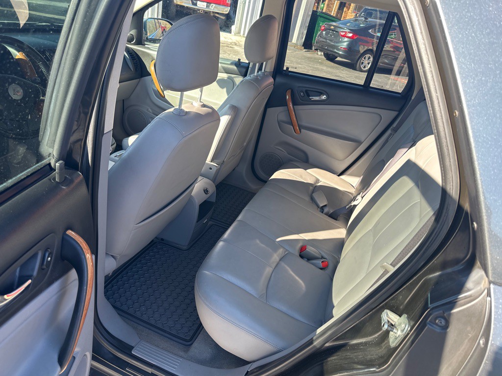 2006 Saturn Vue Image 10