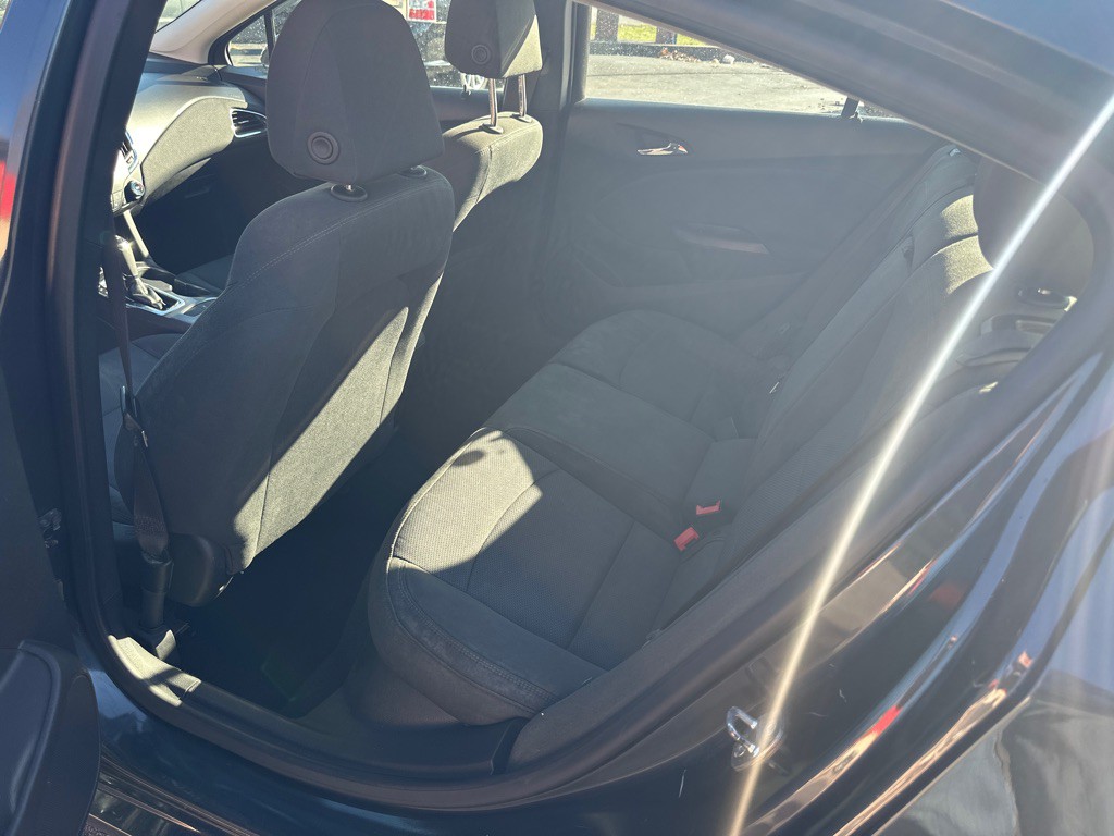 2018 Chevrolet Cruze Image 10