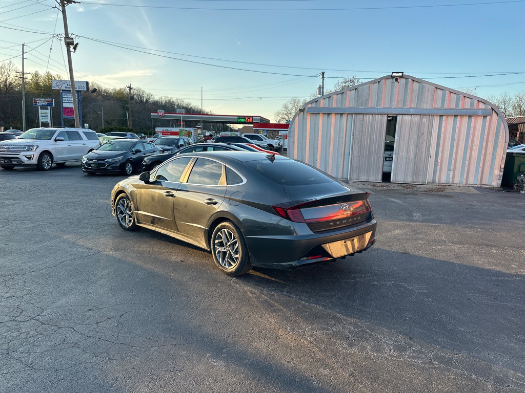 2023 Hyundai Sonata Image 3