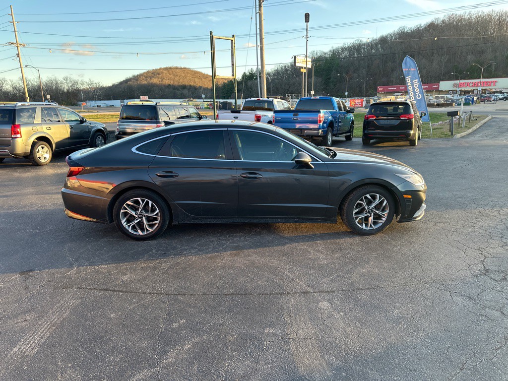 2023 Hyundai Sonata Image 6