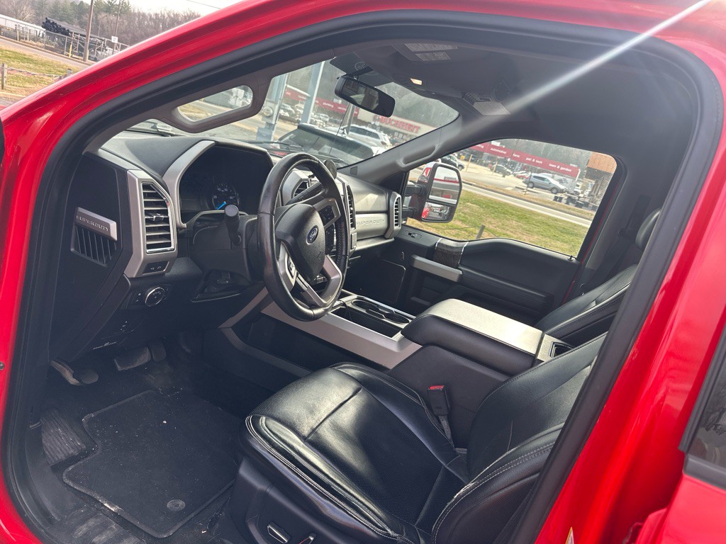 2017 Ford F-250 Image 9