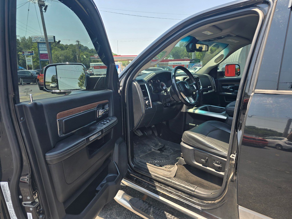 2014 RAM 2500 Image 9